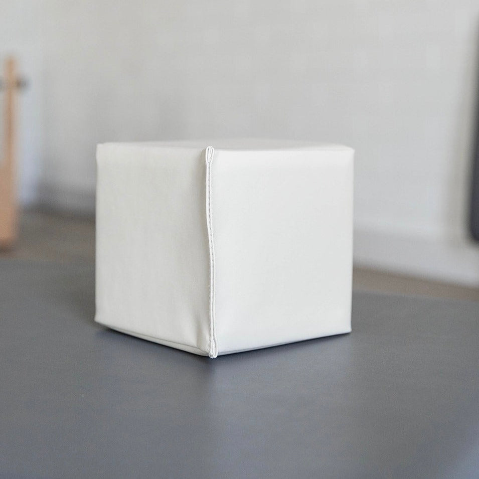 Reformer Square Head Cushion Cream