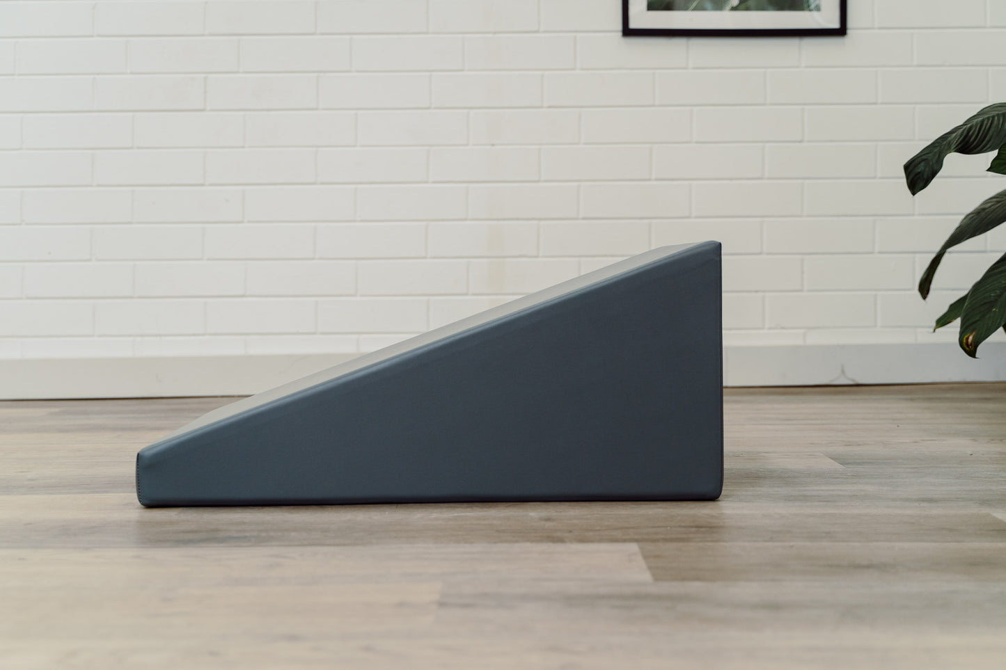 Therapy Wedge- Black