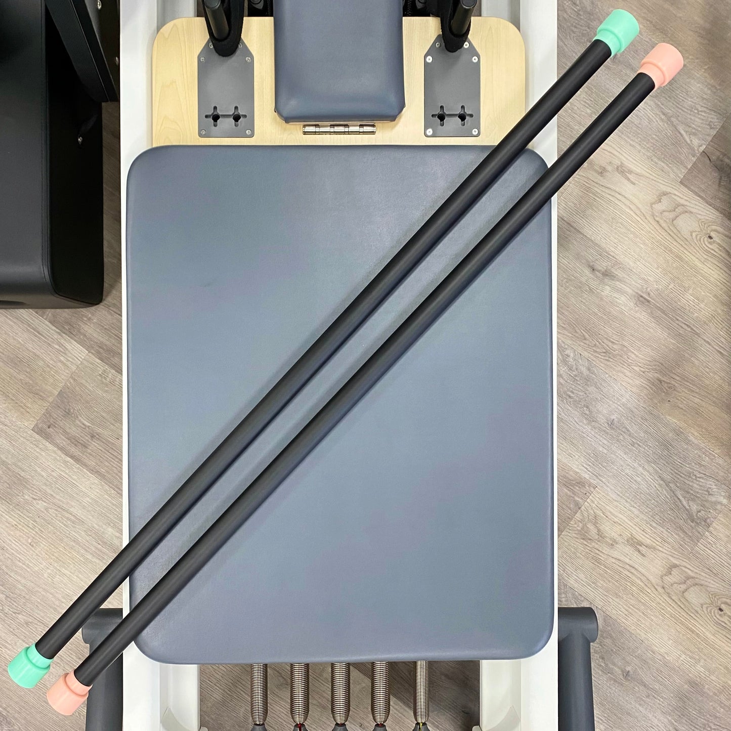 Weighted Fitness Bar Pink 2kg 8 units