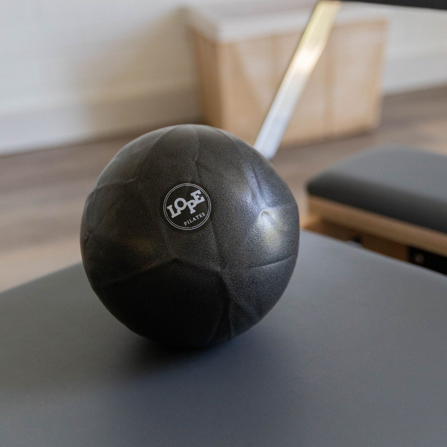 Yoga & Pilates inflatable ball Charcoal - 8 Units