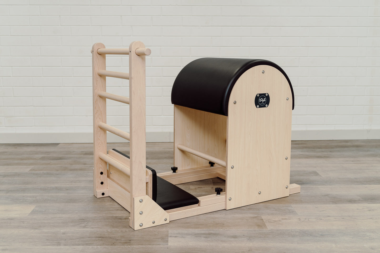 Ladder Barrel with Wood Frame- Black