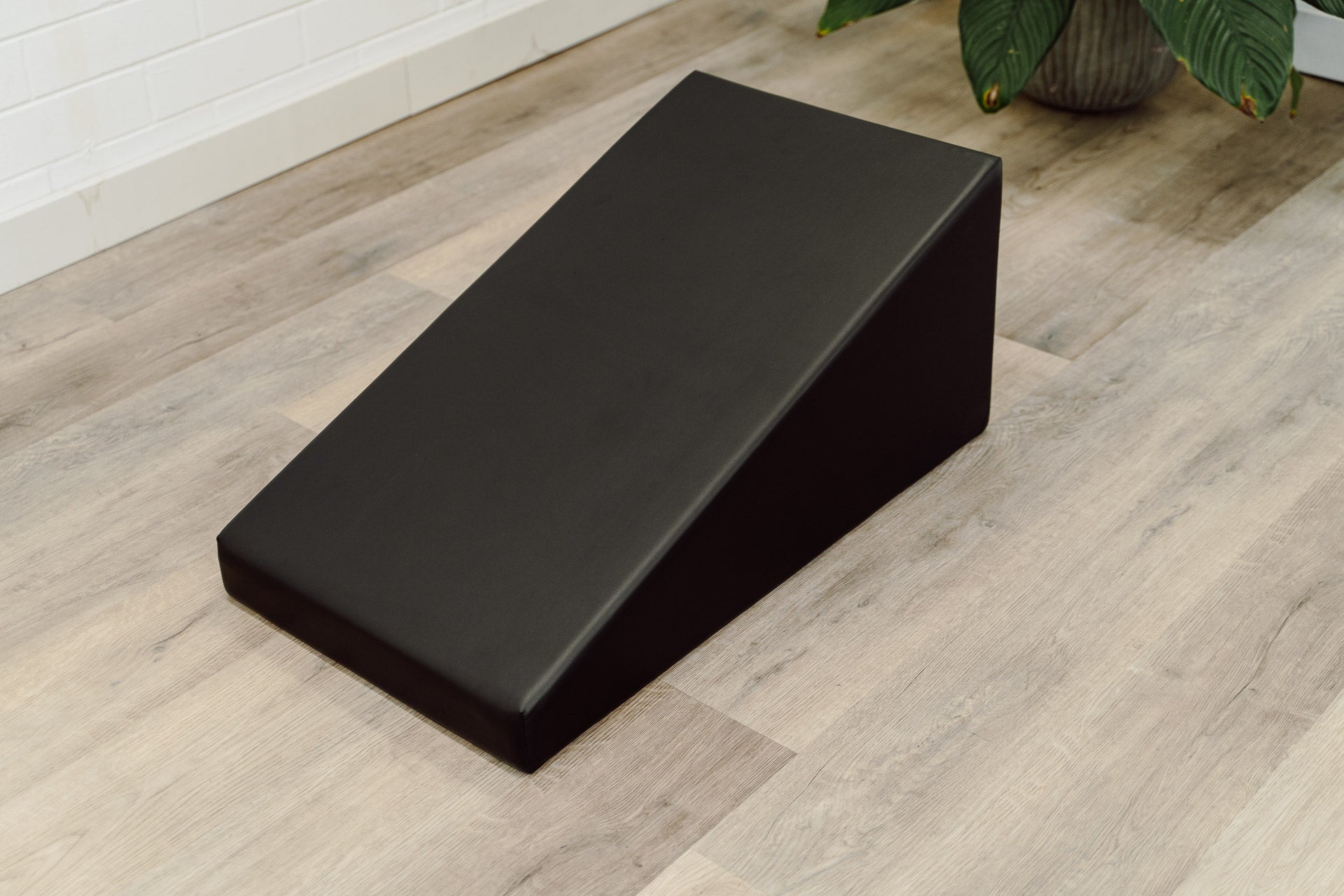 Therapy Wedge Grey